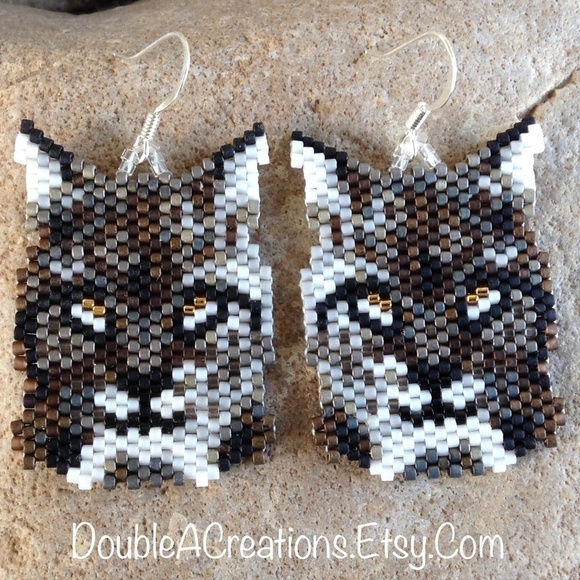 BOBCAT Beaded Earrings, New, Handmade by Me - Picture 1 of 5